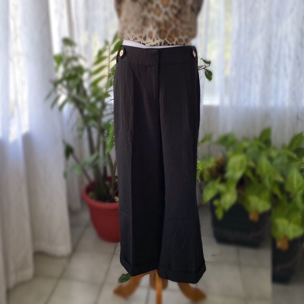 Anne Klein - Tailored Capri Pants